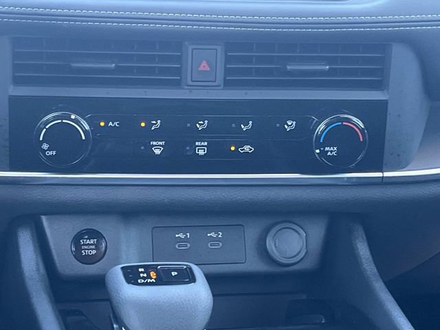 Used 2025 Nissan Rogue S FWD image 16