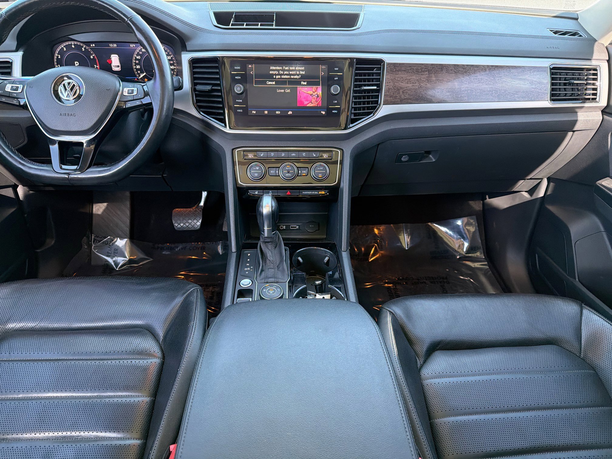 Used 2018 Volkswagen Atlas SEL Premium image 18