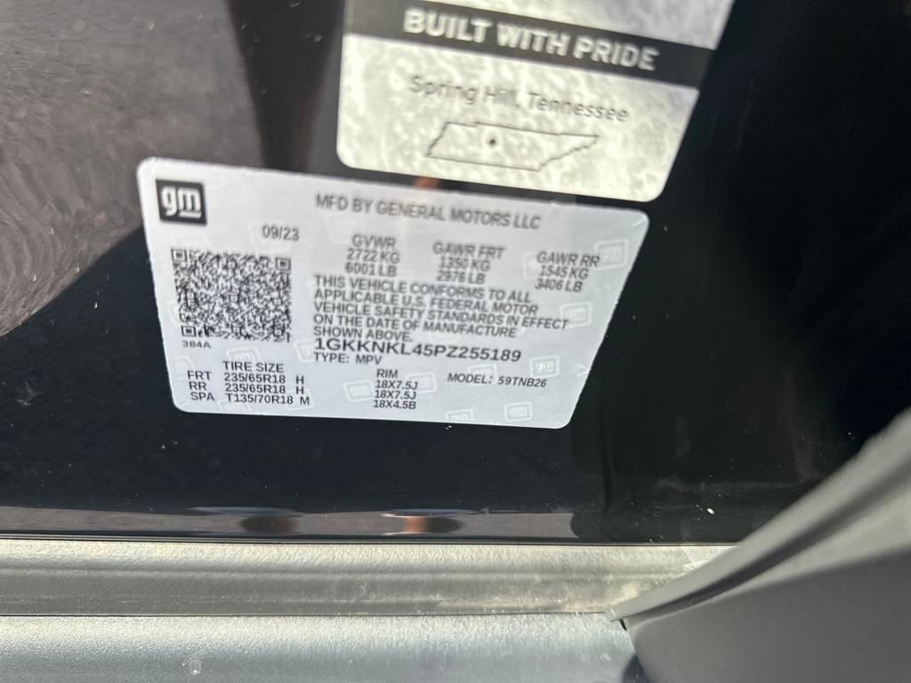 Used 2023 GMC Acadia SLE image 32