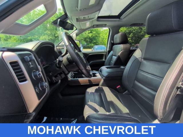Used 2019 GMC Sierra 2500 Denali w/ Duramax Plus Package AWD/4WD image 19