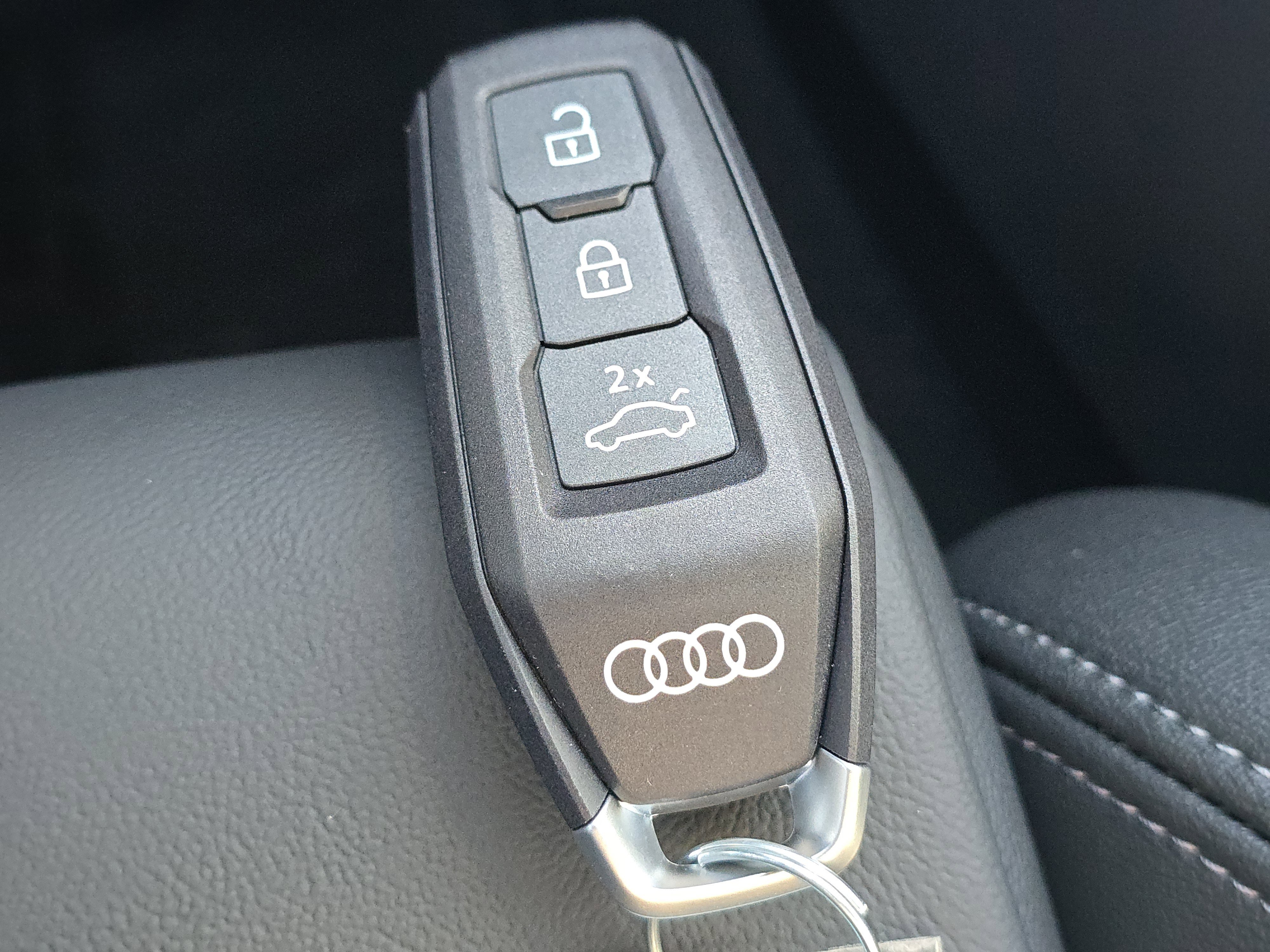 New 2025 Audi A5 2.0T Prestige image 28