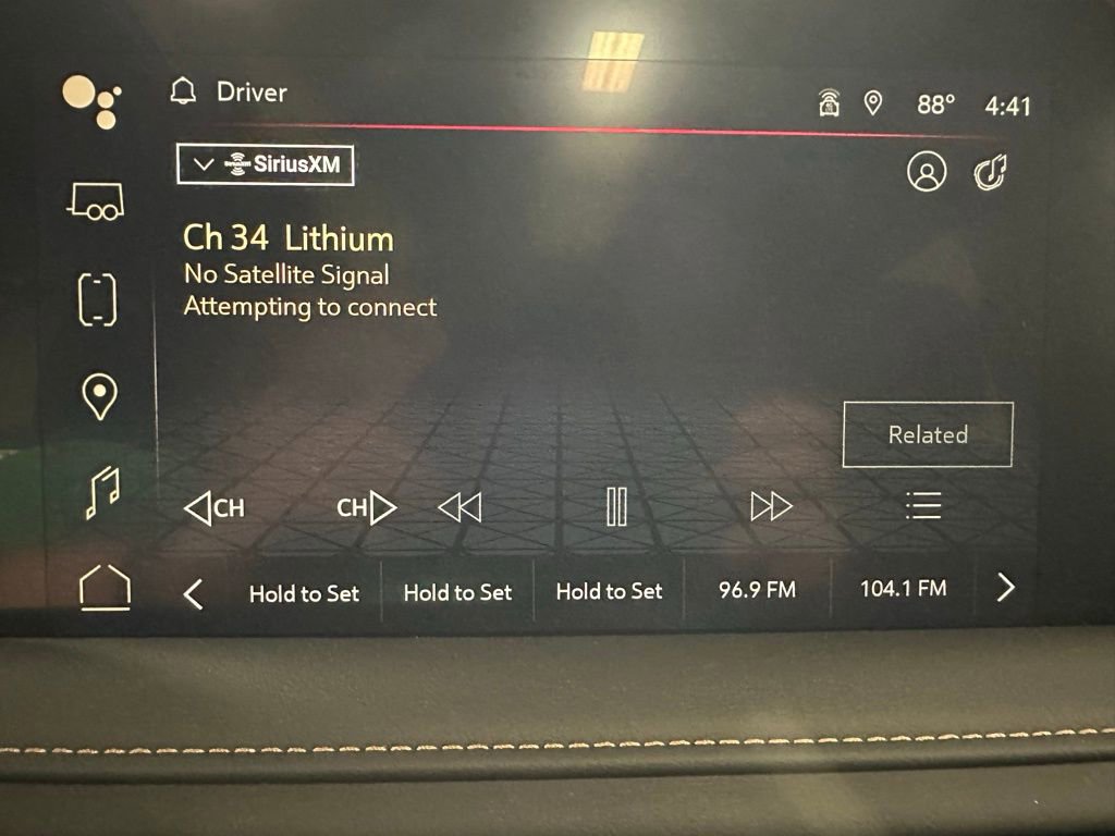 Used 2024 GMC Yukon AT4 w/ AT4 Premium Package image 29