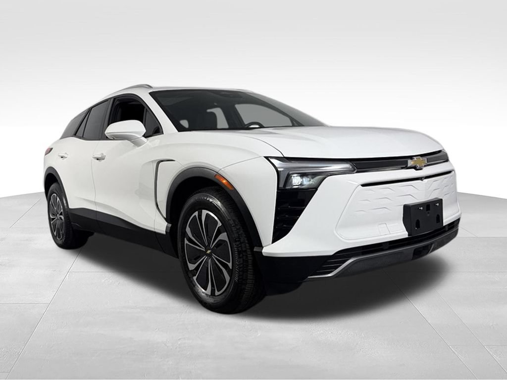 Used 2024 Chevrolet Blazer EV LT AWD/4WD image 4