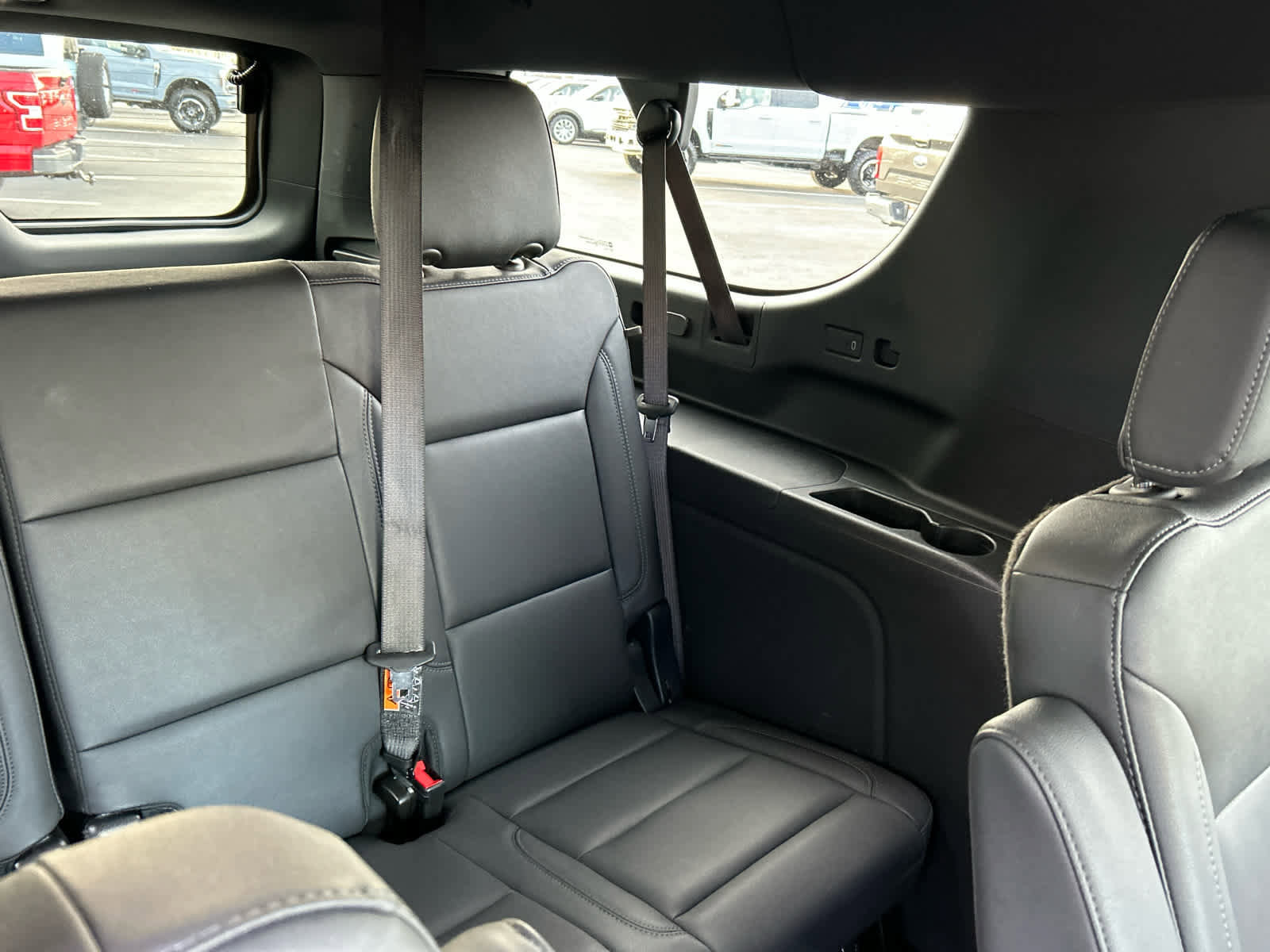 Used 2025 Chevrolet Suburban Z71 w/ Z71 Off-Road Package image 22