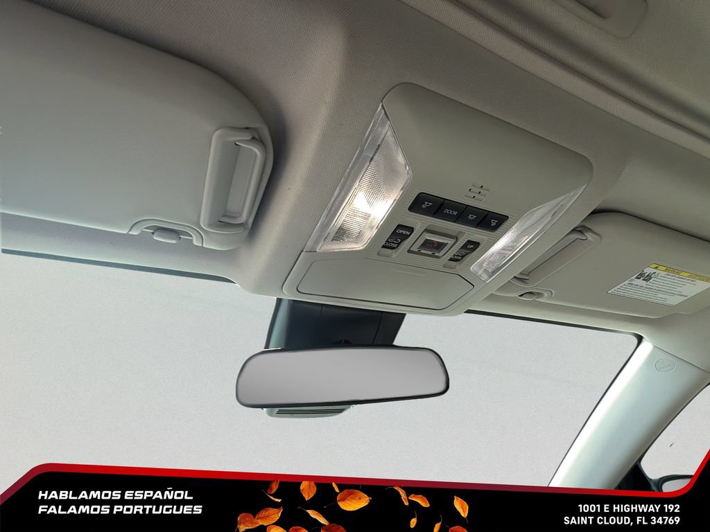 Used 2022 Toyota RAV4 XLE Premium AWD/4WD image 19