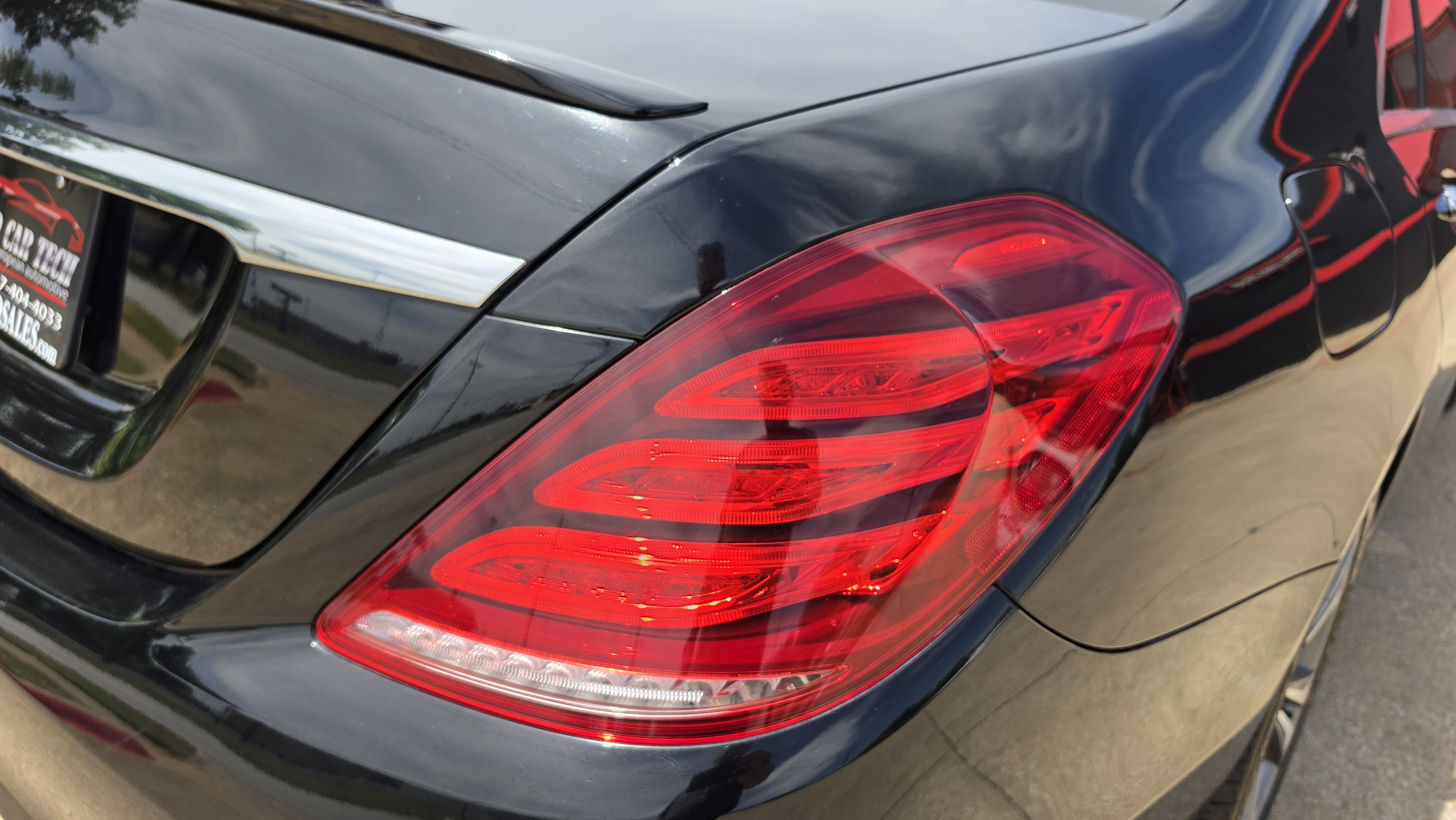 Used 2015 Mercedes-Benz S 550 Sedan image 9