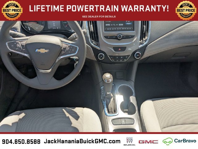 Used 2017 Chevrolet Cruze LT FWD image 14
