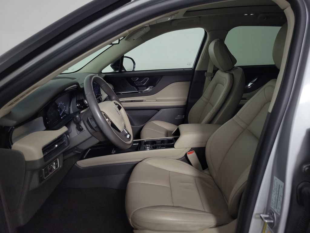 Certified 2020 Lincoln Corsair FWD w/ Premium Package image 16