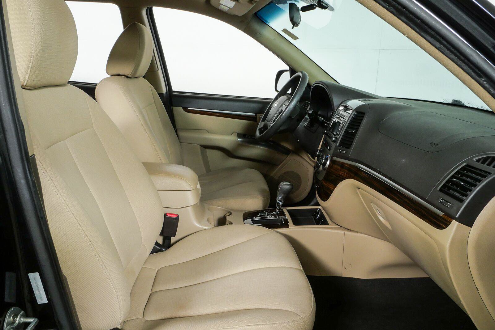 Used 2011 Hyundai Santa Fe GLS FWD image 20