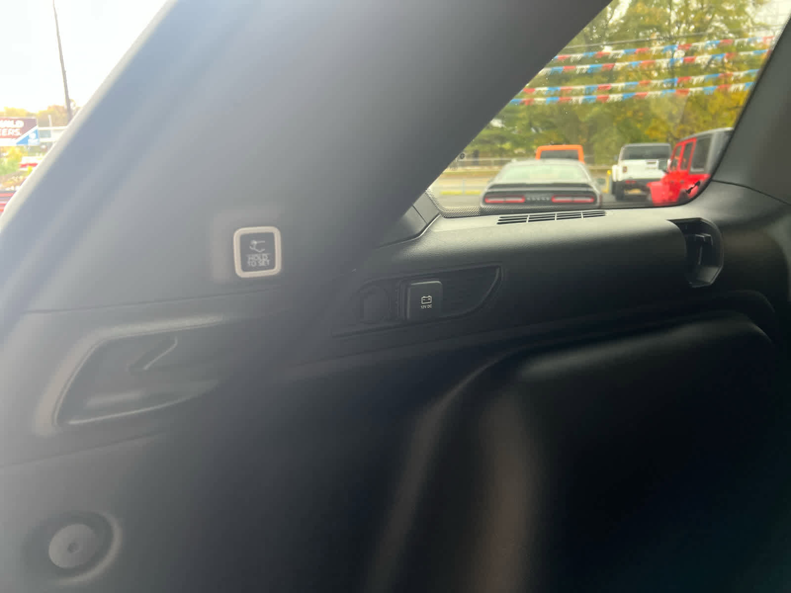 New 2025 Jeep Grand Cherokee Limited image 11