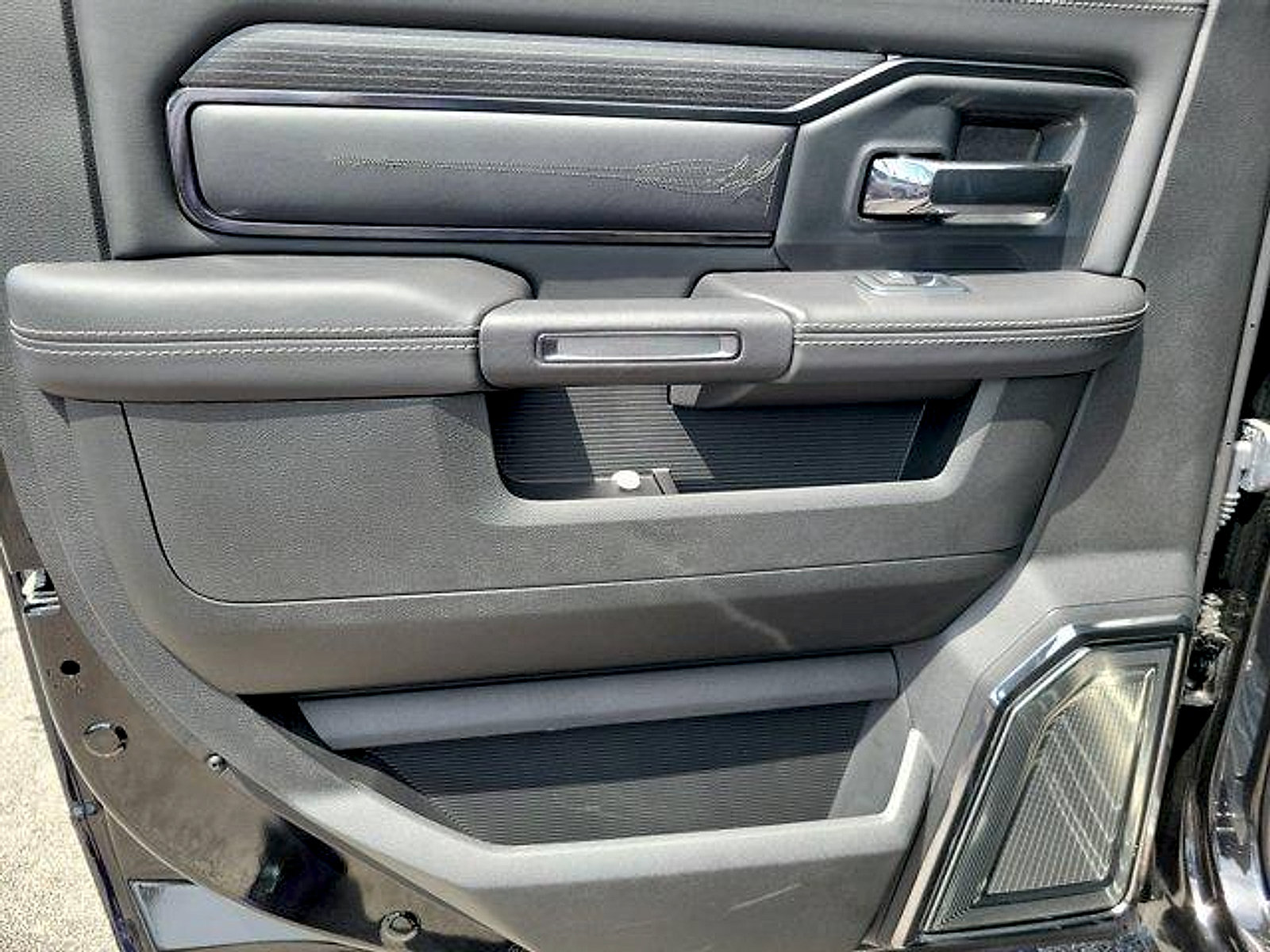 Certified 2024 RAM 2500 Limited AWD/4WD image 19
