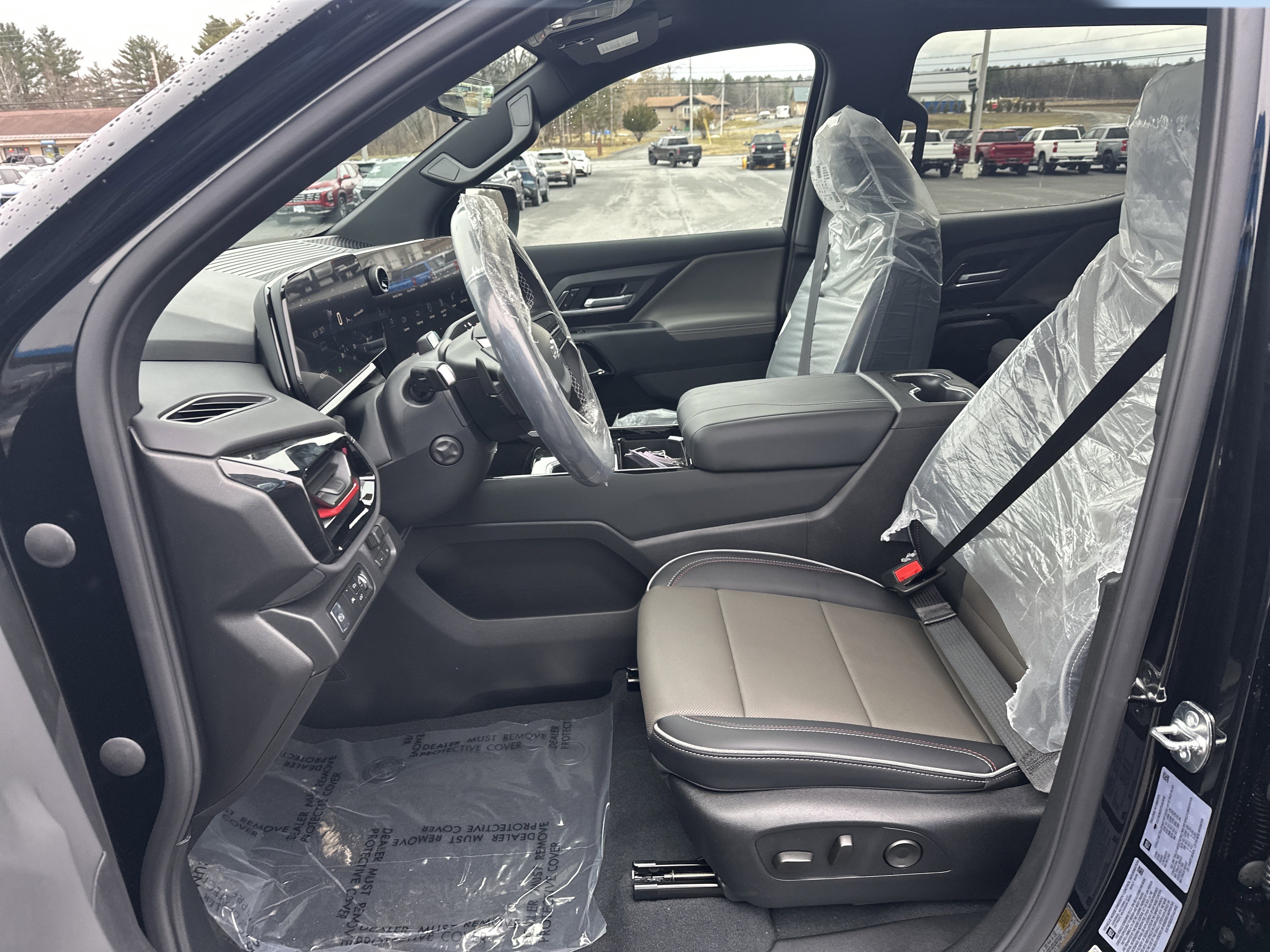 New 2026 Chevrolet Silverado EV Trail Boss w/ Premium Package AWD/4WD image 15