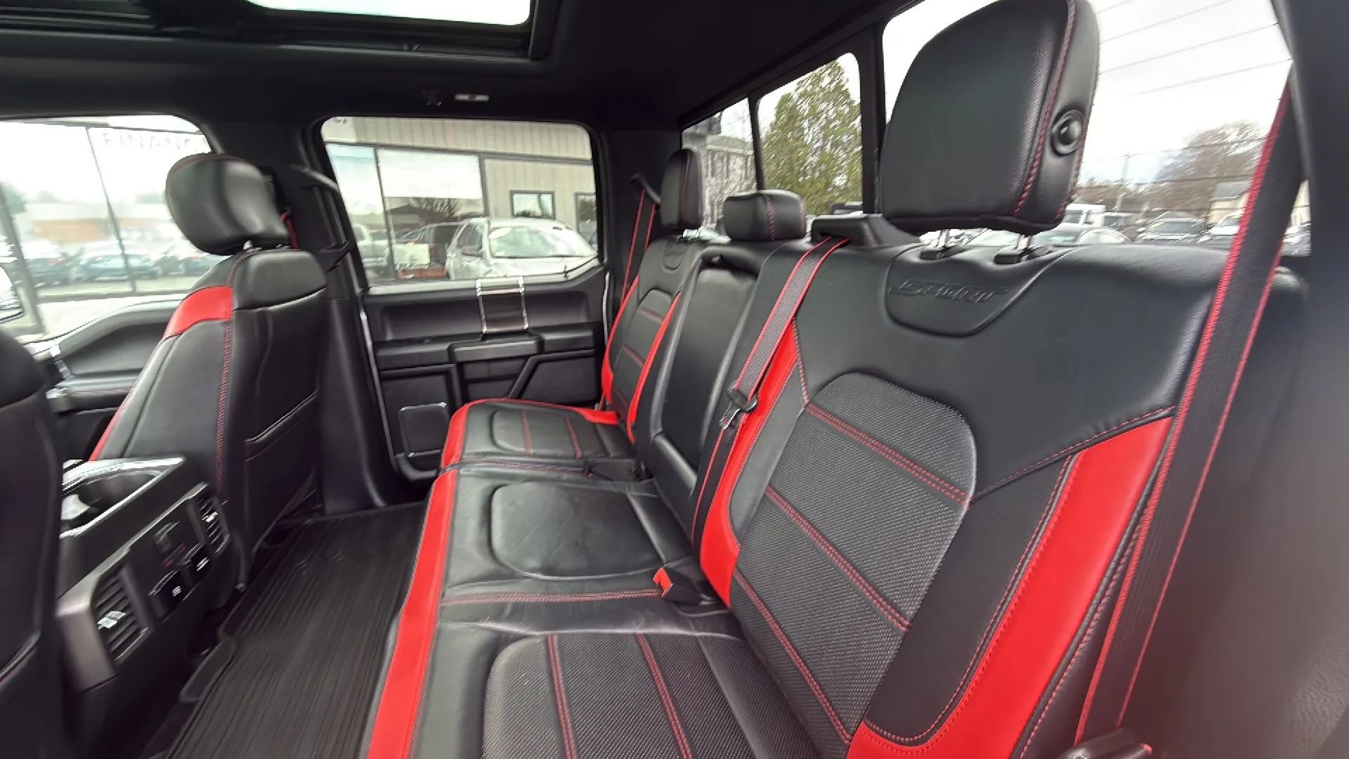 Used 2018 Ford F150 Lariat w/ Equipment Group 502A Luxury image 20