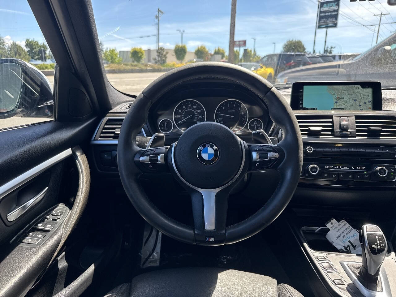 Used 2017 BMW 330i xDrive Wagon AWD/4WD image 22