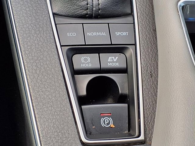 Used 2019 Toyota Avalon Limited image 22