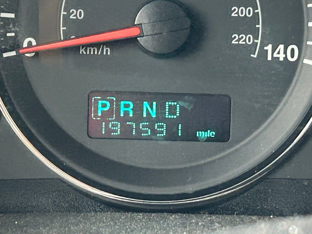 Used 2007 Jeep Commander Sport image 22