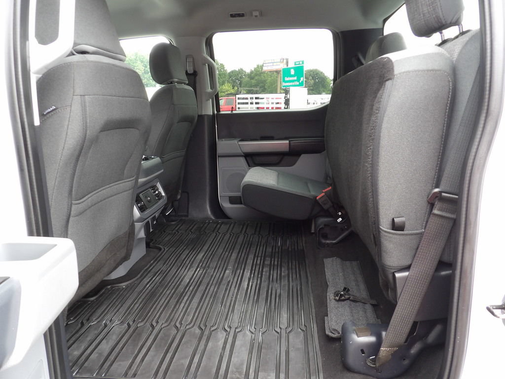Used 2024 Ford F250 XLT w/ FX4 Off-Road Package AWD/4WD image 39
