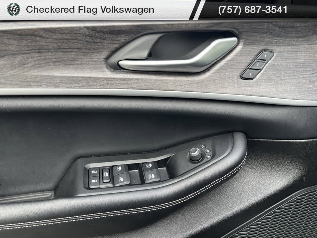 Used 2024 Jeep Grand Cherokee L Limited w/ Trailer Tow Package image 14