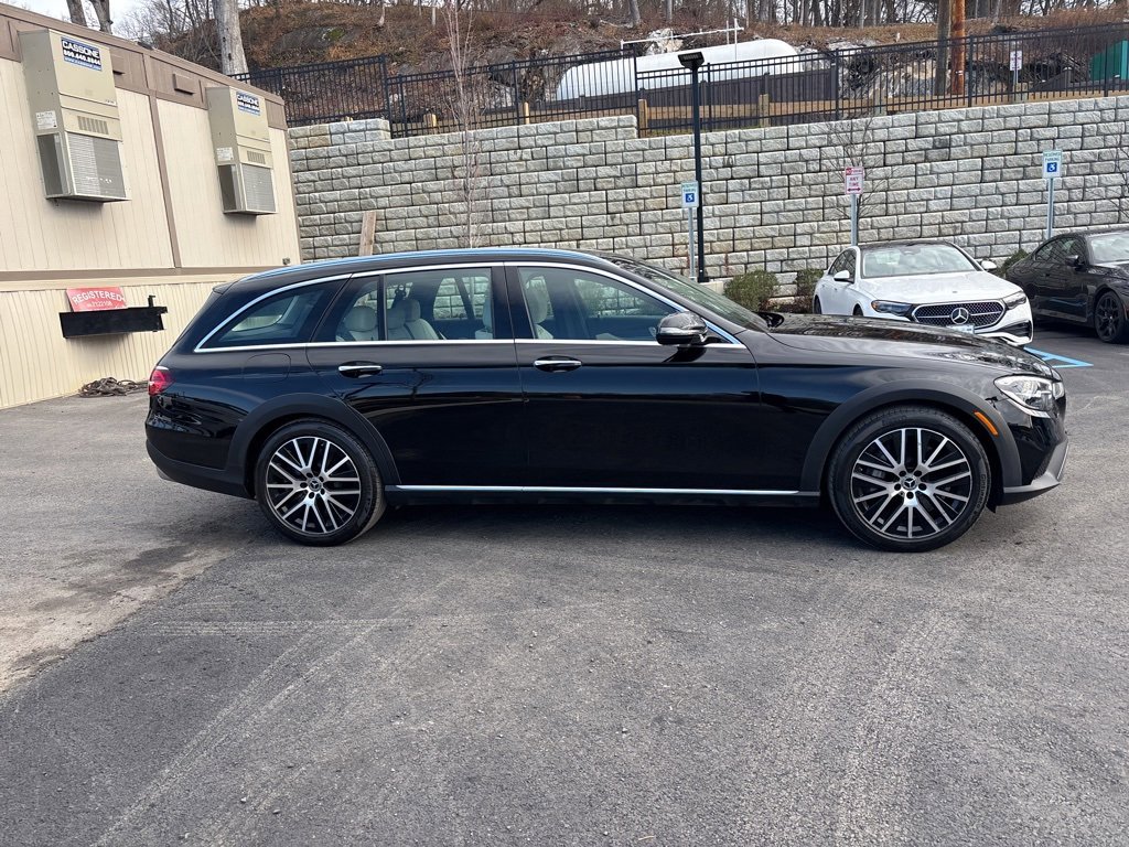 Used 2021 Mercedes-Benz E 450 4MATIC All-Terrain Wagon image 4