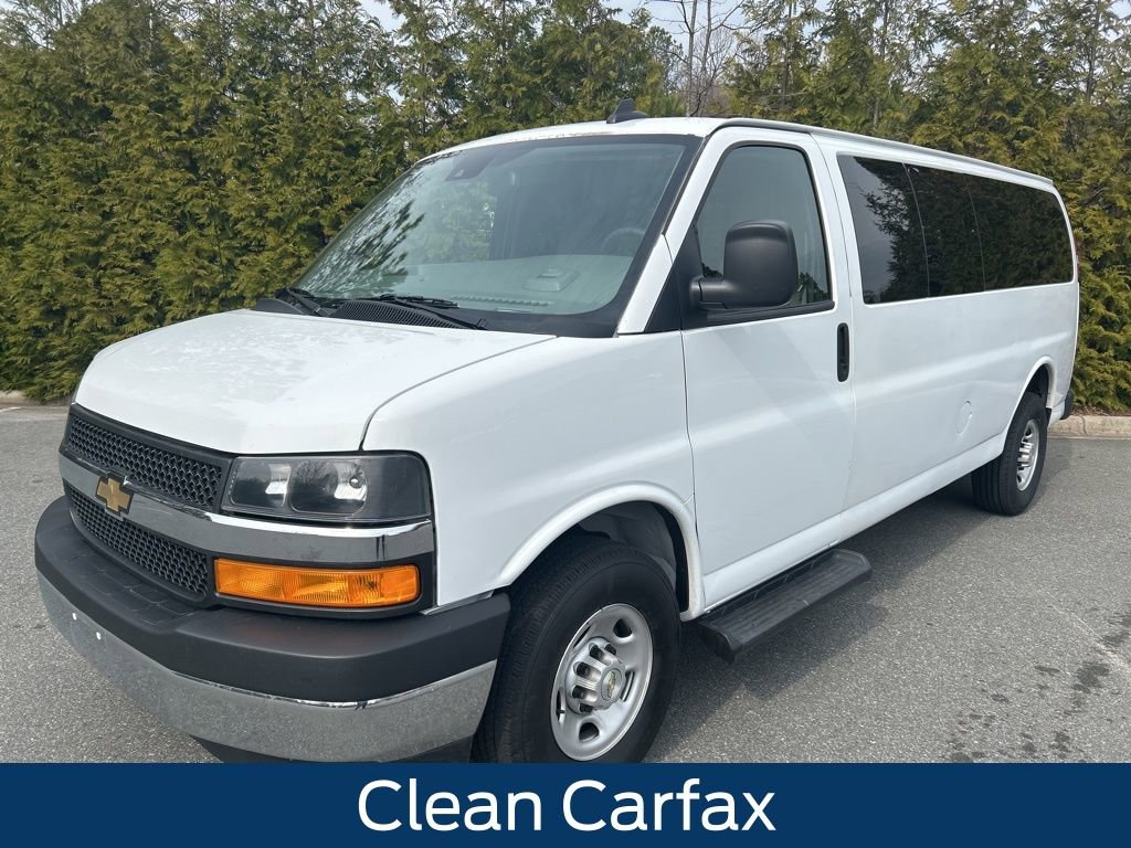 Certified 2023 Chevrolet Express 3500 LT w/ LT Preferred Equipment Group image 3