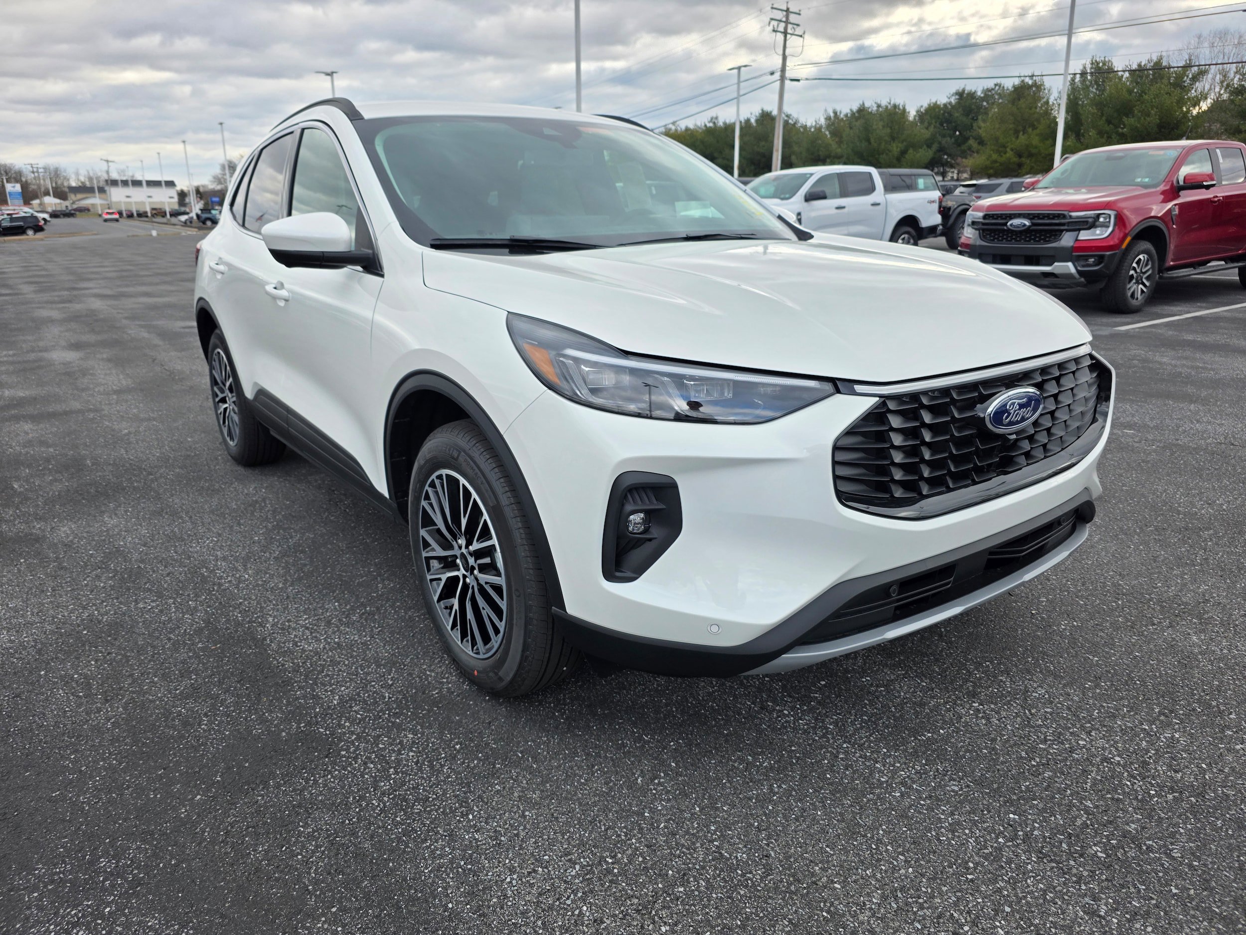 New 2026 Ford Escape SE w/ PHEV Premium Package image 14