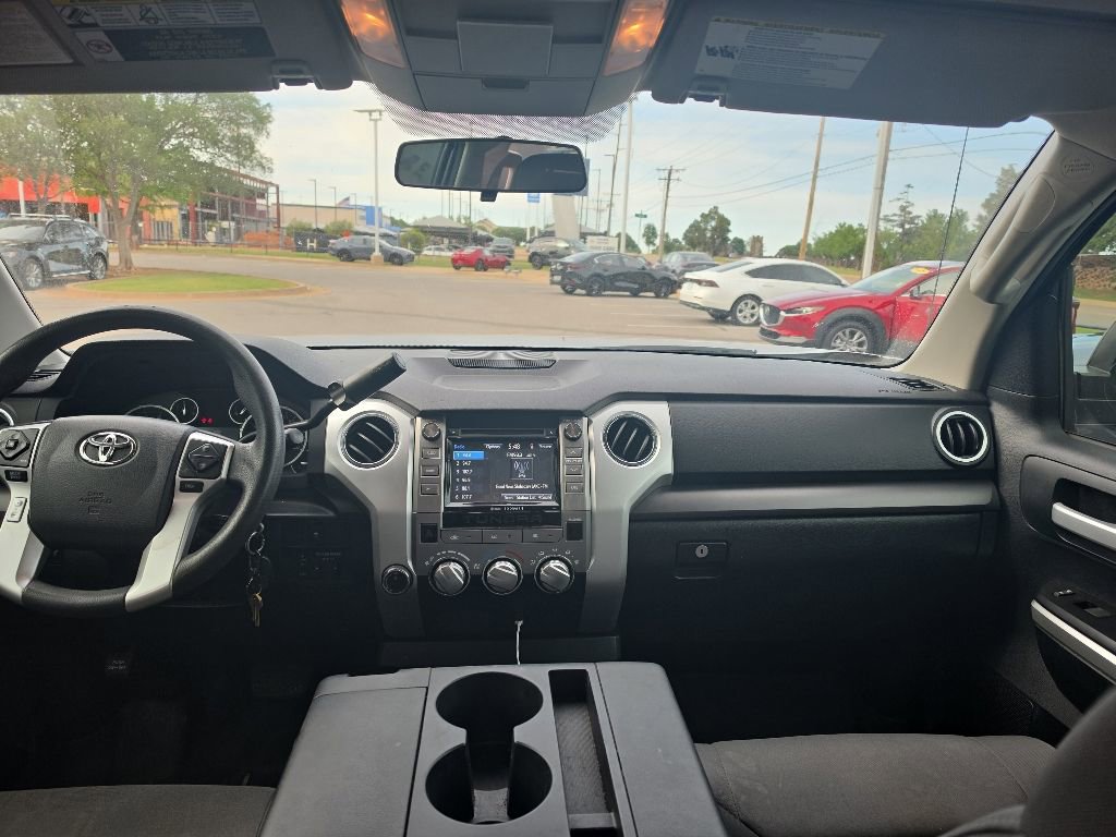 Used 2016 Toyota Tundra SR5 AWD/4WD image 3