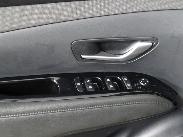 Used 2022 Hyundai Tucson Limited image 19