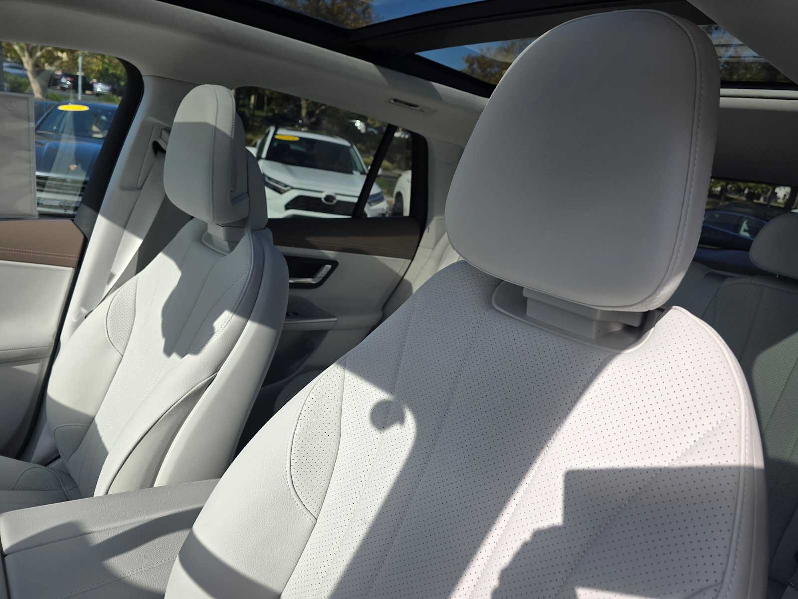 New 2027 Mercedes-Benz EQE 320 4MATIC SUV image 24