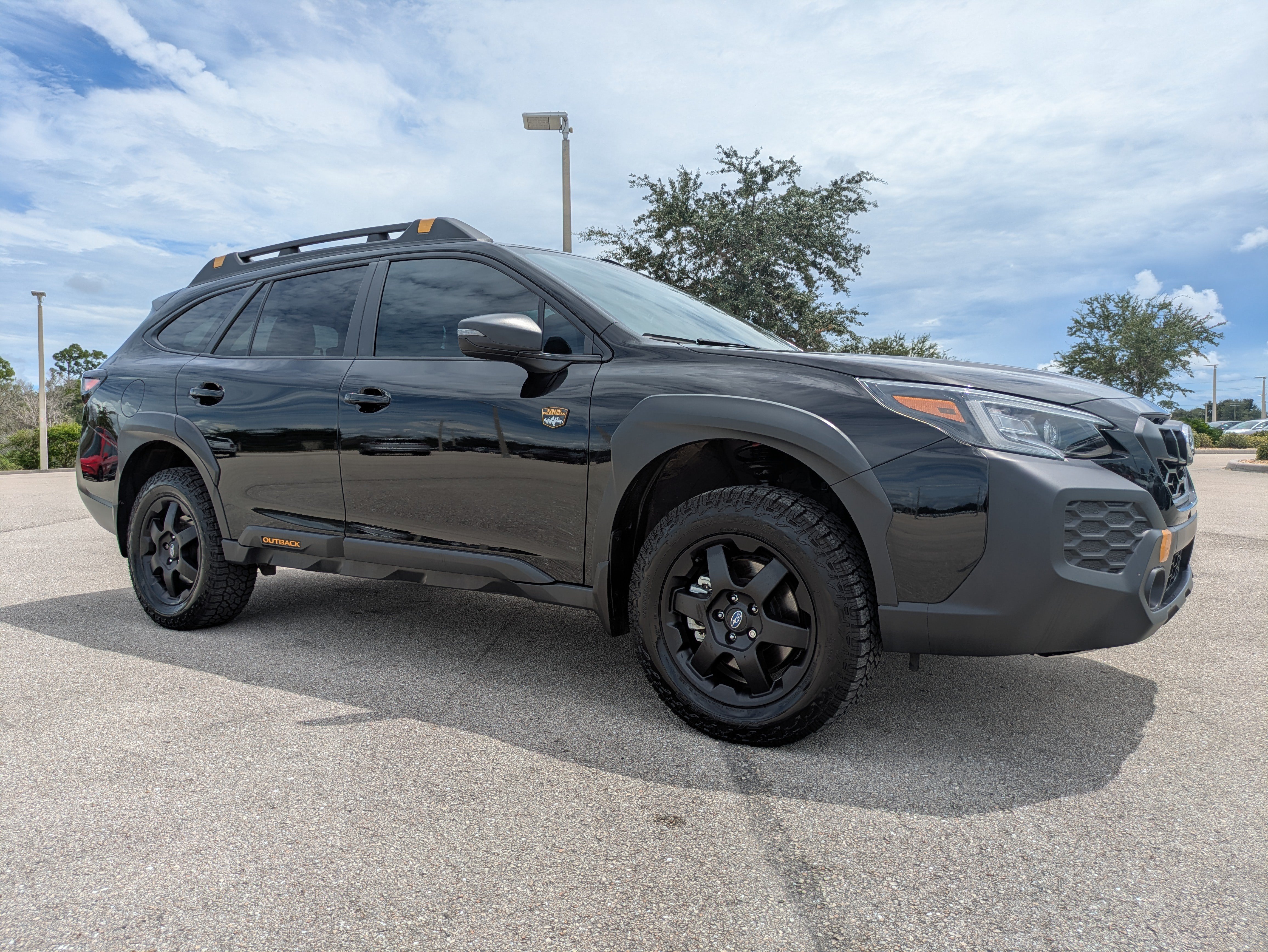 Used 2025 Subaru Outback Wilderness AWD/4WD image 2