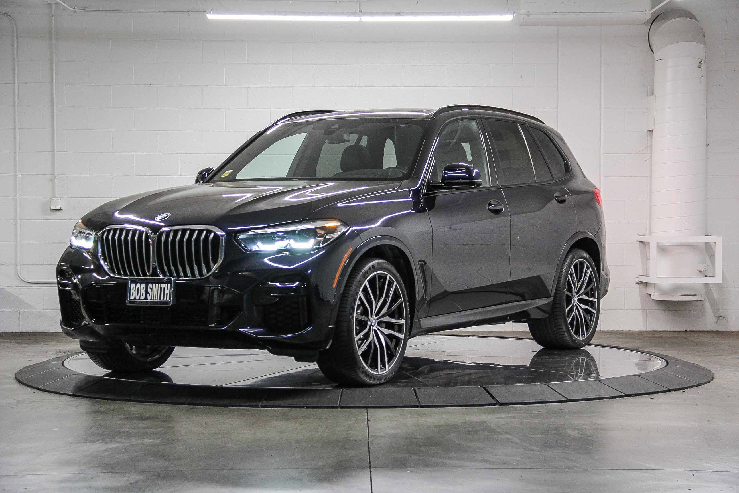 Certified 2023 BMW X5 xDrive40i w/ M Sport Package image 3