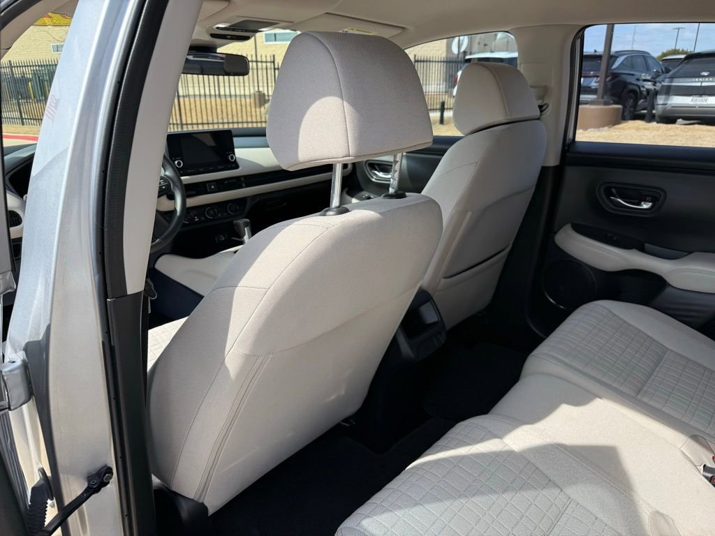 Used 2023 Honda HR-V LX image 22