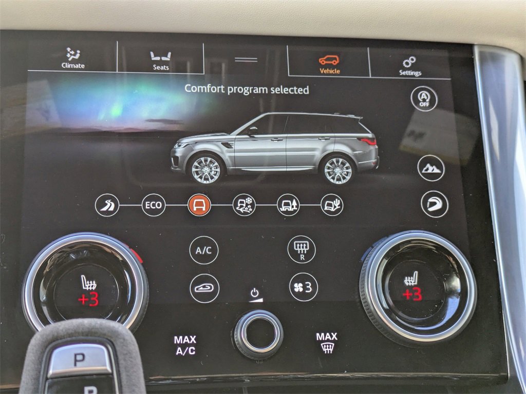 Used 2020 Land Rover Range Rover Sport HST image 25