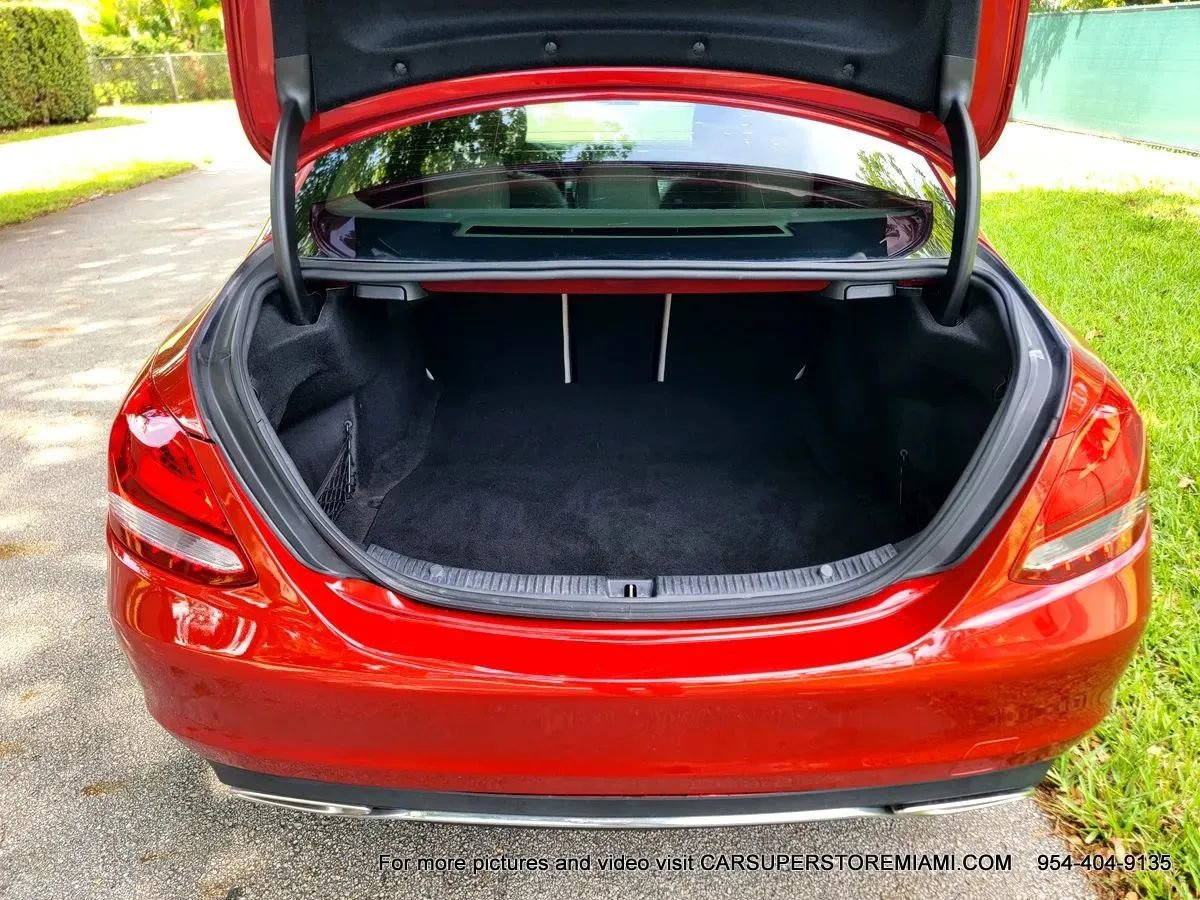 Used 2018 Mercedes-Benz C 300 Sedan image 52