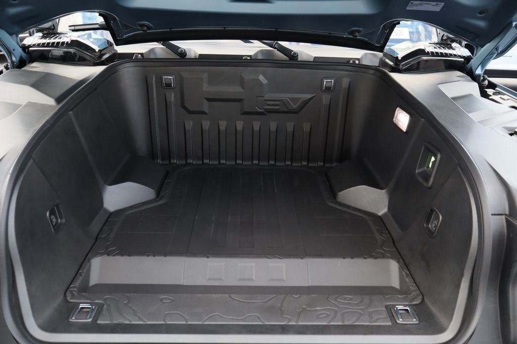 Used 2024 GMC Hummer EV 3X w/ Omega Edition AWD/4WD image 36