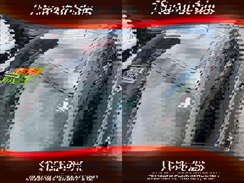 Used 2017 Volkswagen GTI SE image 14