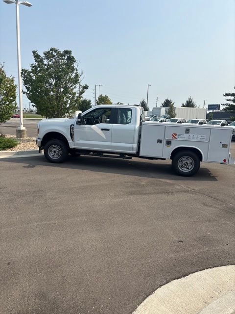 New 2026 Ford F250 XL w/ XL Chrome Package AWD/4WD image 9