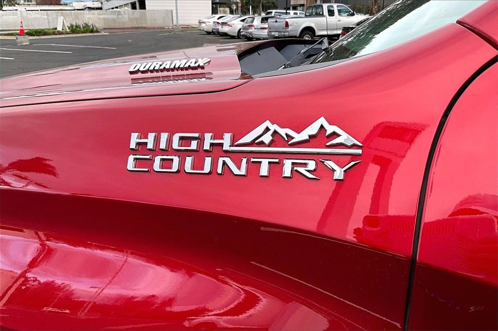 Used 2022 Chevrolet Silverado 1500 High Country w/ High Country Premium Package image 30