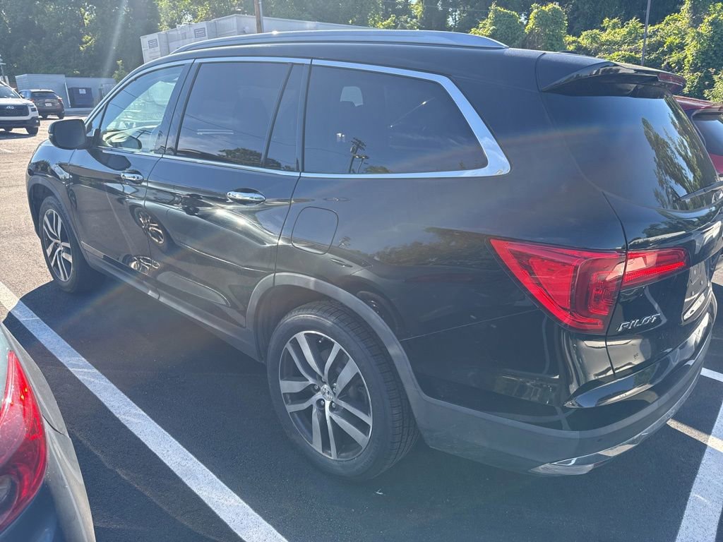 Used 2017 Honda Pilot Touring image 7