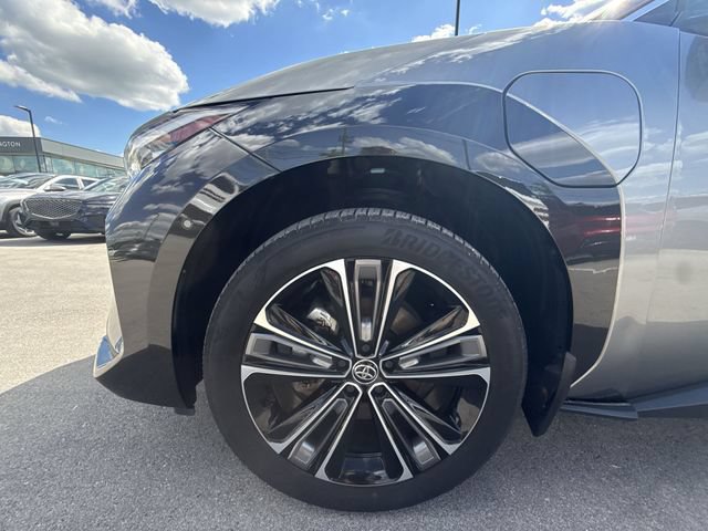 Used 2024 Toyota bZ4X AWD image 10
