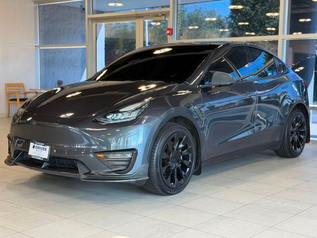 Used 2022 Tesla Model Y Long Range AWD/4WD image 4