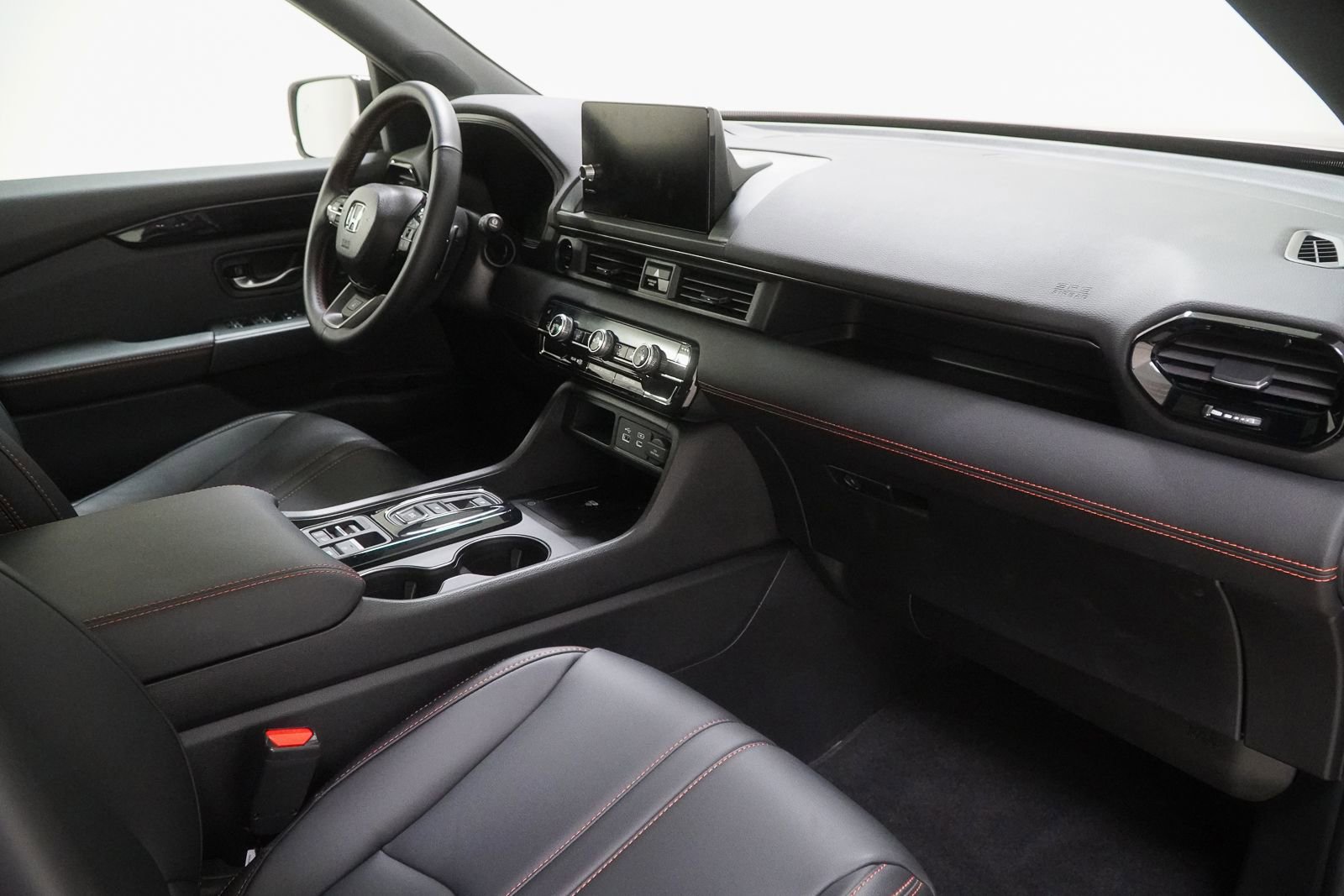 Certified 2025 Honda Pilot TrailSport image 35