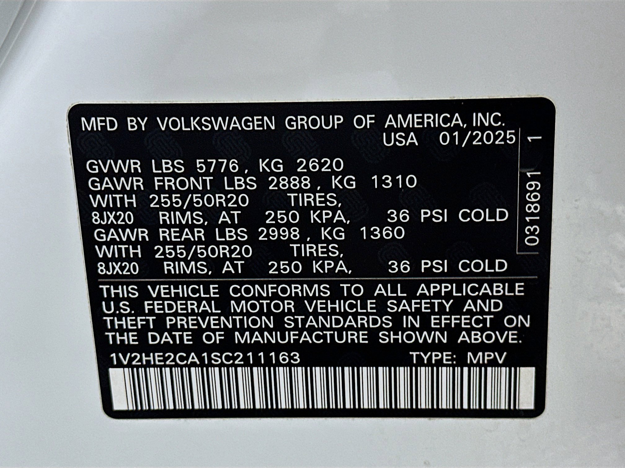 Used 2025 Volkswagen Atlas Cross Sport SE image 12