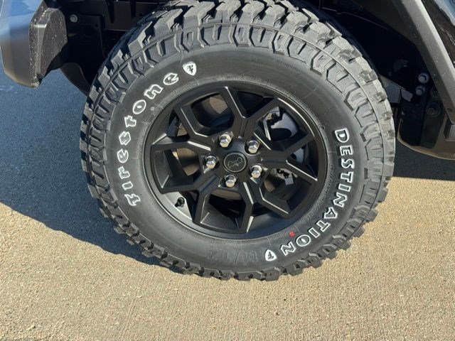 New 2026 Jeep Gladiator Sport AWD/4WD image 38