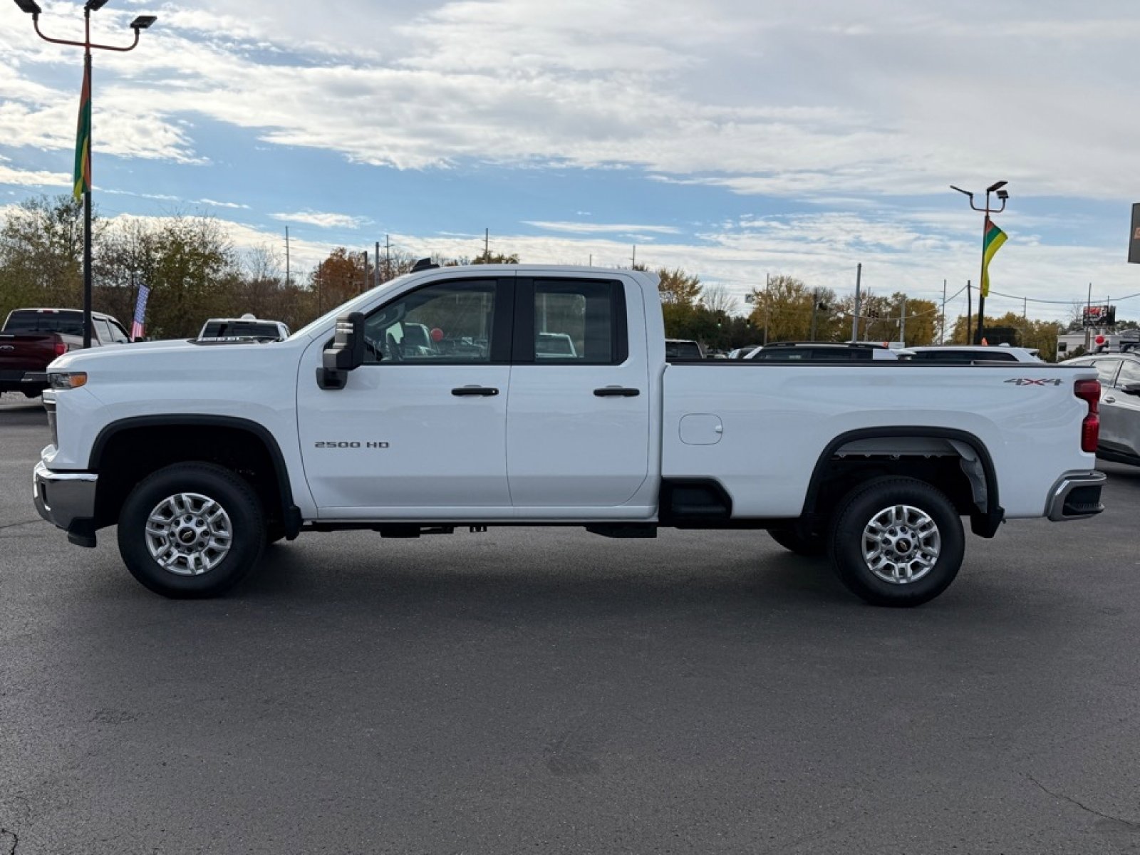 Used 2025 Chevrolet Silverado 2500 W/T w/ WT/CX Safety Package image 5