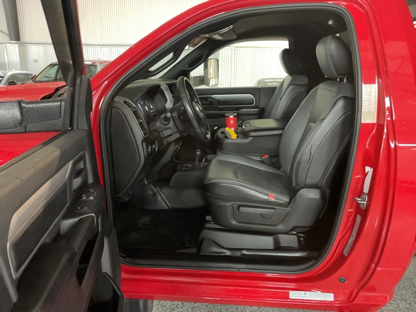 Used 2022 RAM 5500 Tradesman AWD/4WD image 5