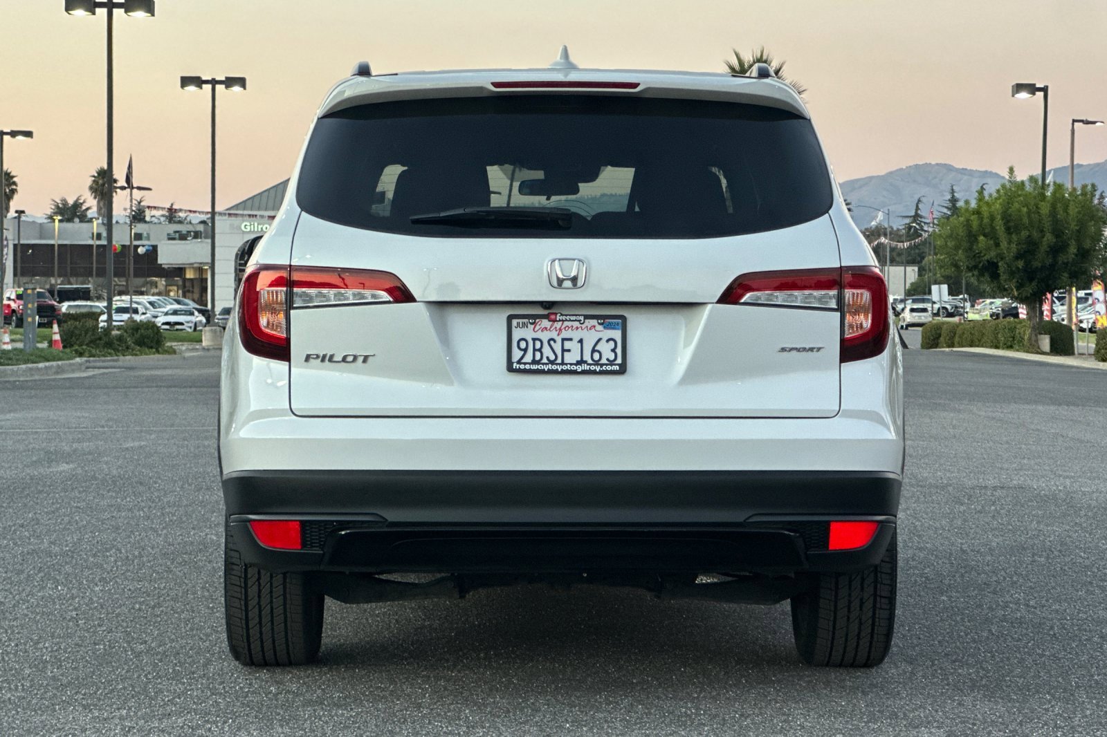 Used 2022 Honda Pilot Sport image 5