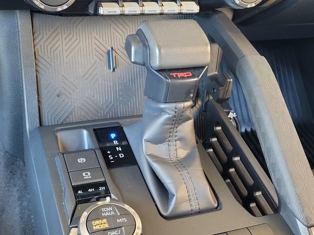 Certified 2025 Toyota Tacoma TRD Off-Road AWD/4WD image 23