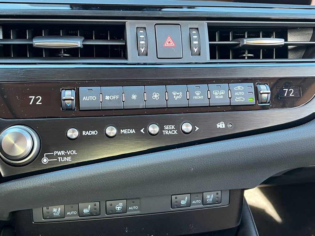 New 2025 Lexus ES 350 w/ Premium Package image 19