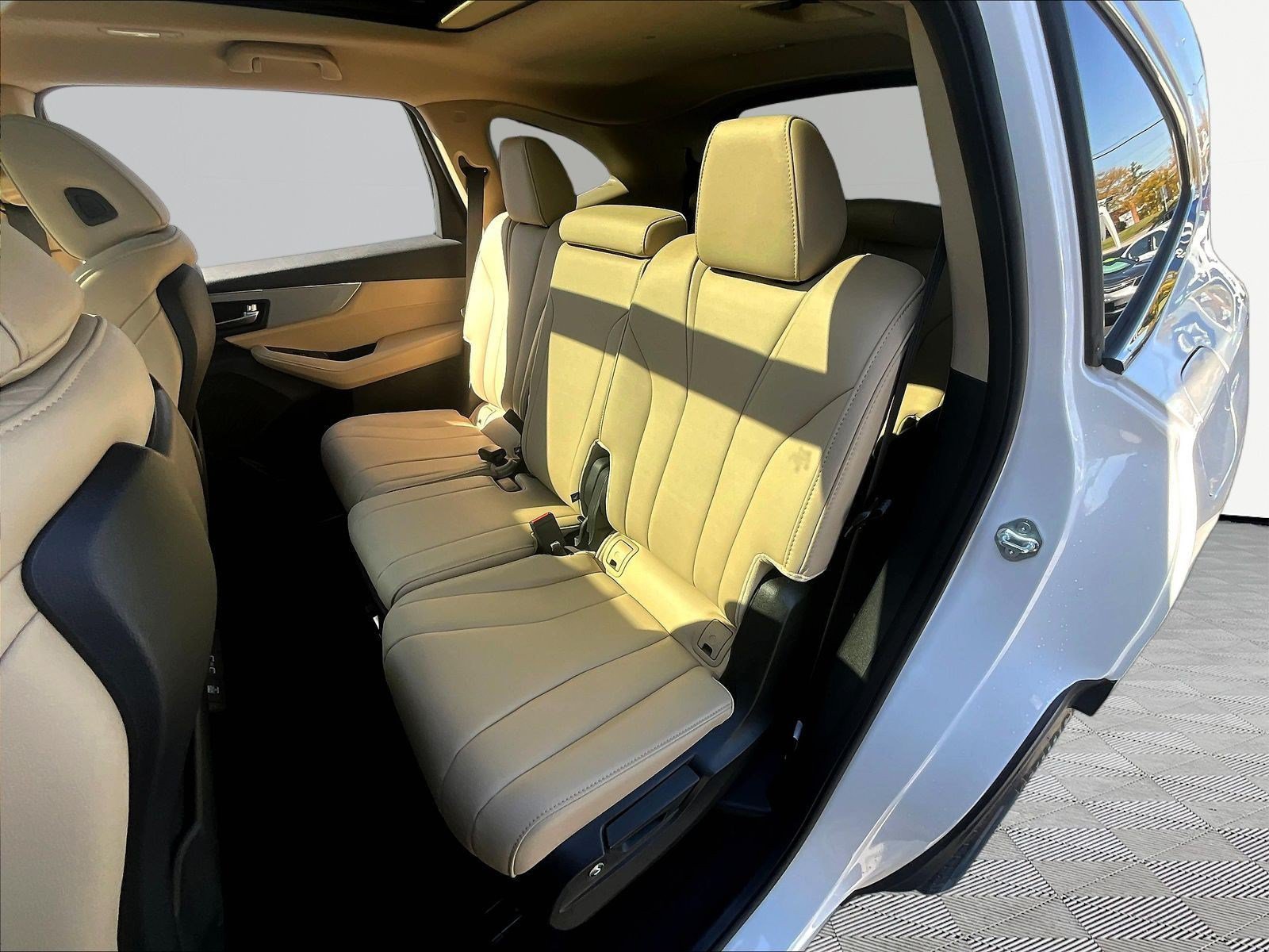 Certified 2024 Acura MDX SH-AWD image 22