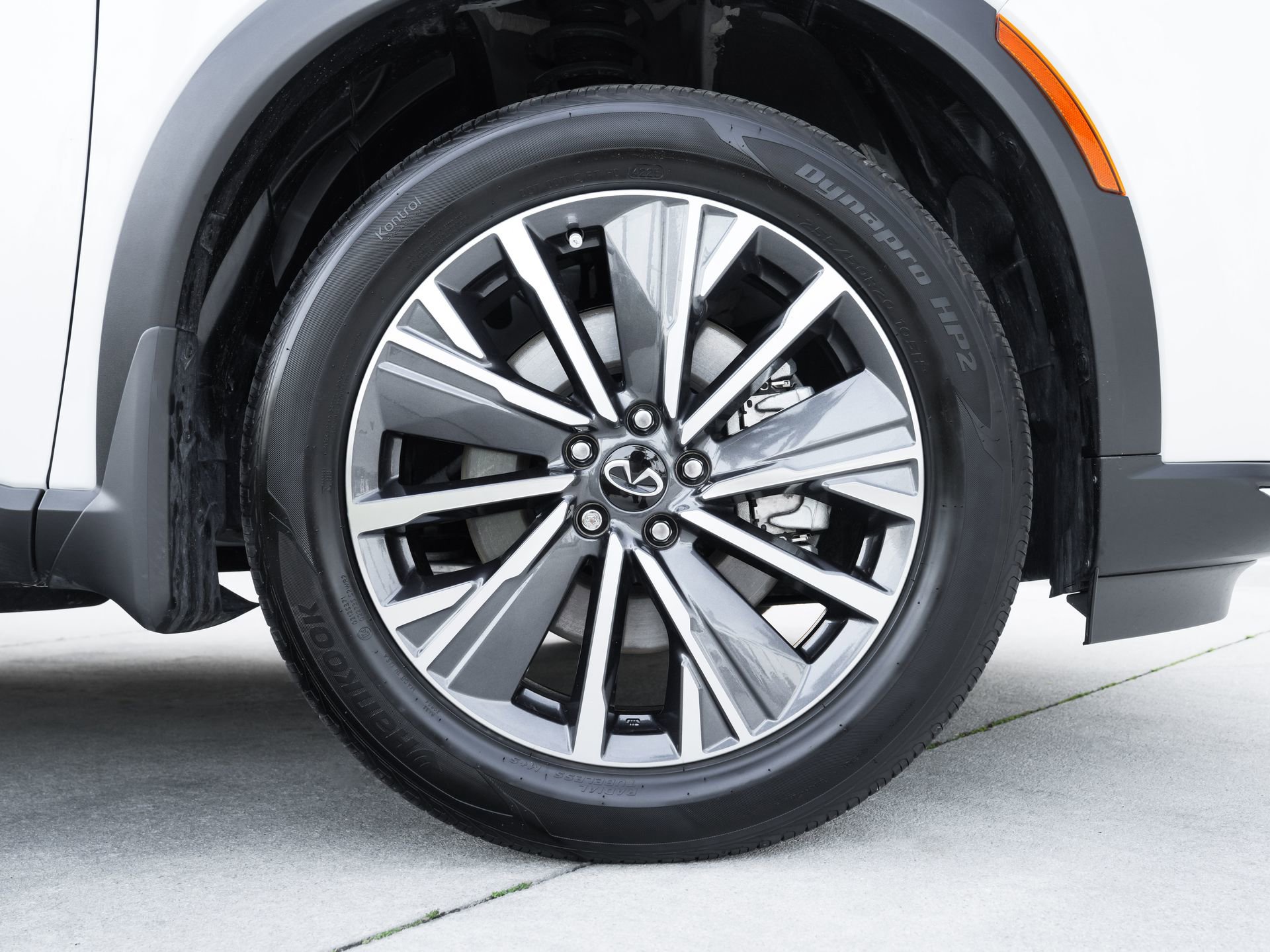 Certified 2026 INFINITI QX60 Luxe w/ Cargo Package FWD image 26